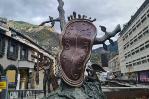 Die schmelzende Uhr von Salvador Dalí